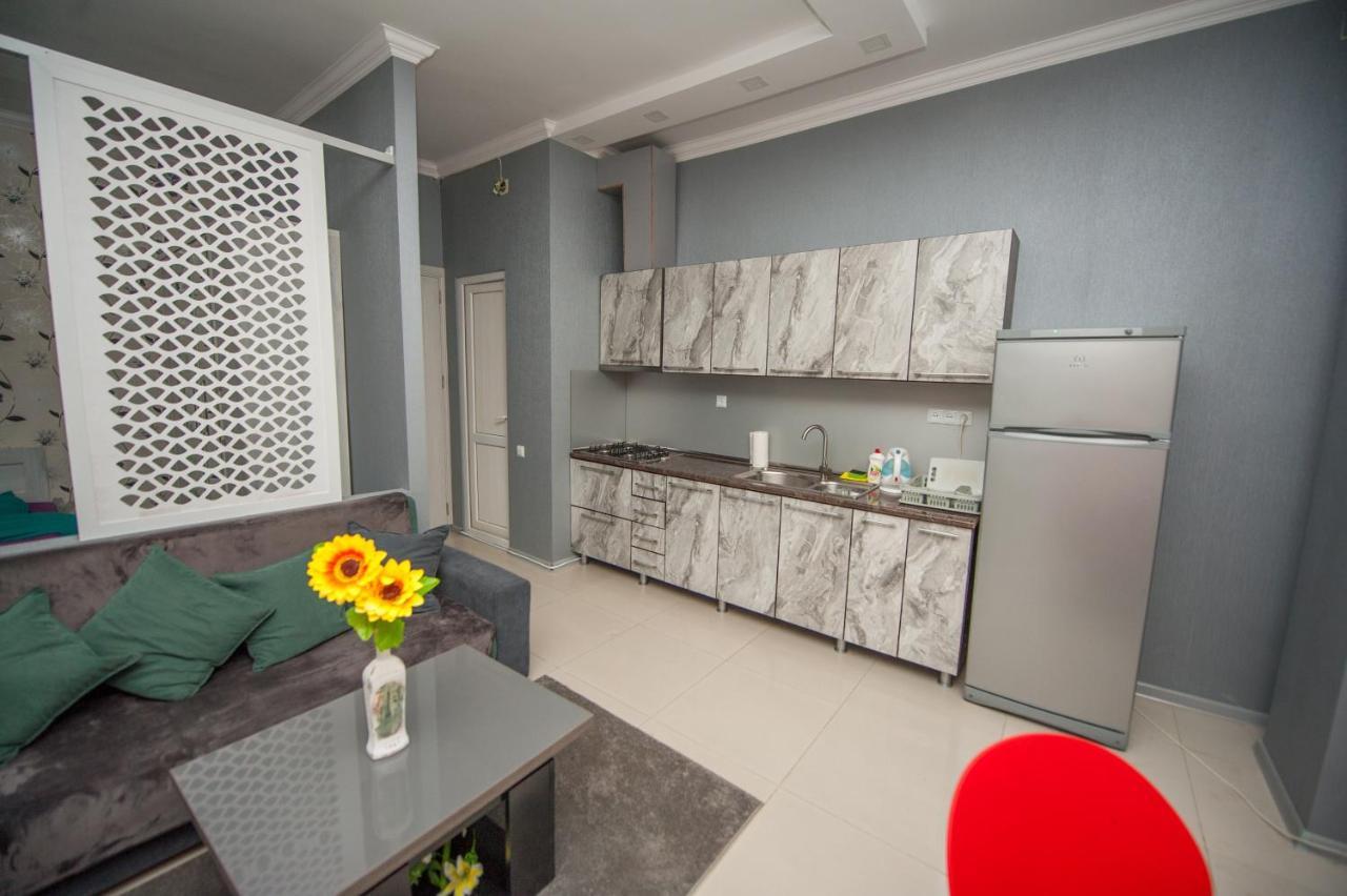 Home Apartments Tbilisi Exterior photo